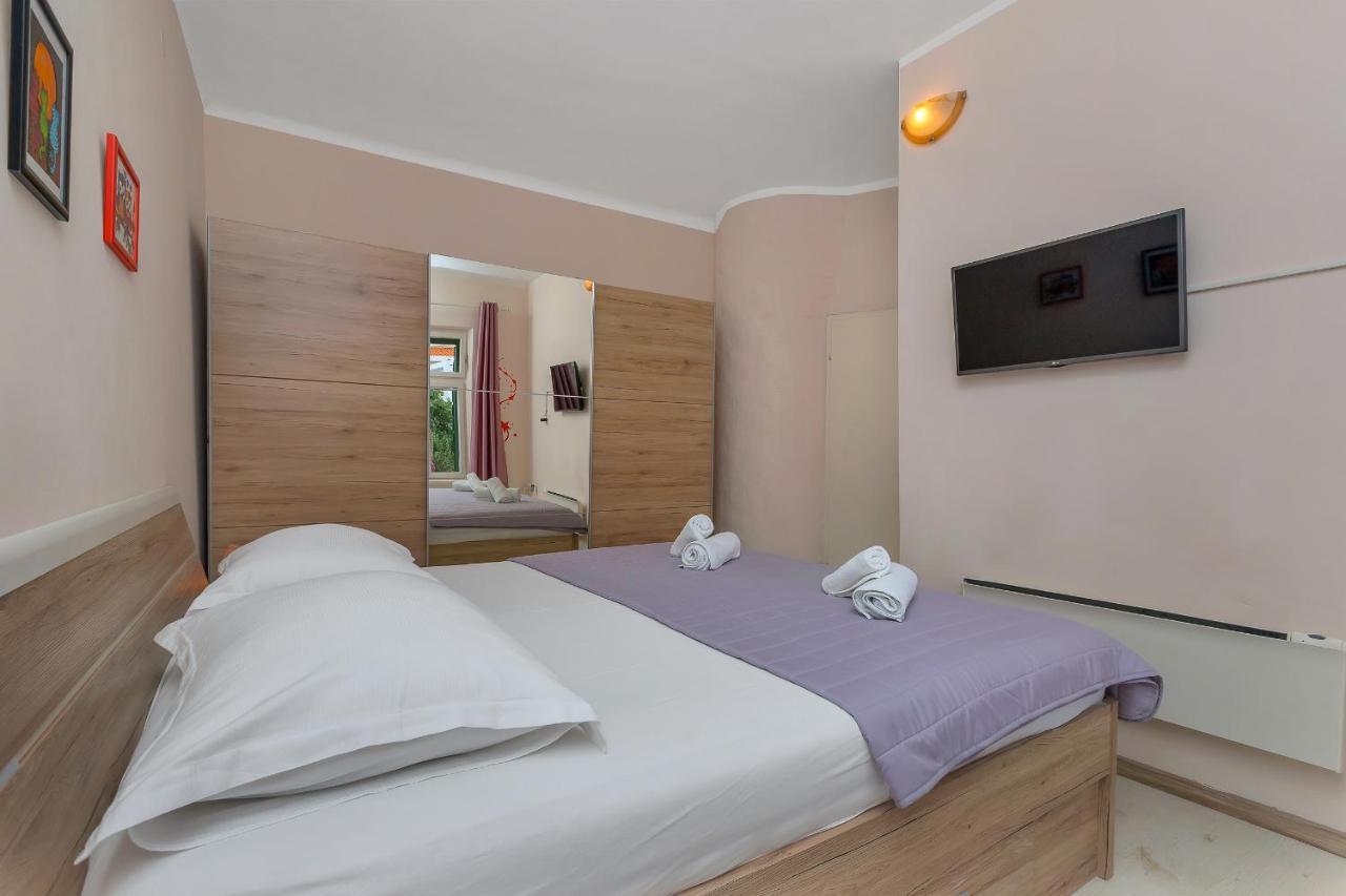 Apartman Montana, Town Centre Макарська Екстер'єр фото