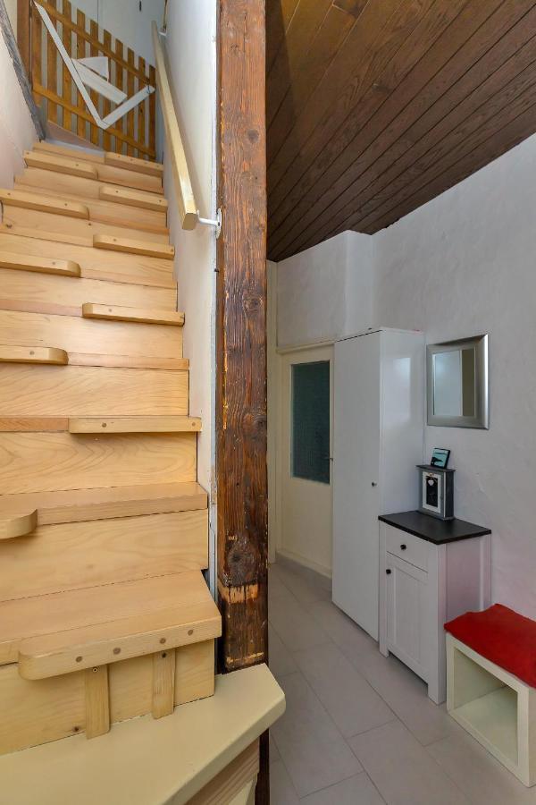 Apartman Montana, Town Centre Макарська Екстер'єр фото